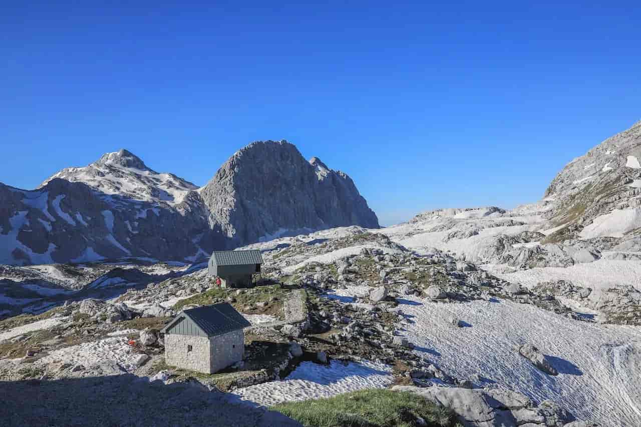 in winter there is a cosy bivouac giving us shelter