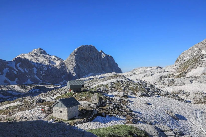 Zasavska Koča na Prehodavcih