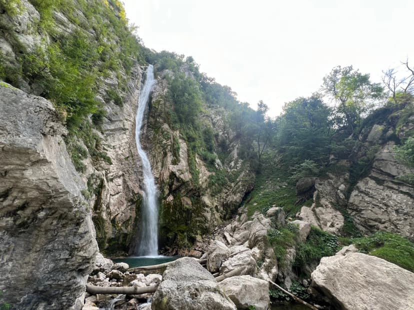 Gregorčič waterfall or Gregorčič's Waterfall, Volarja stream (Vrsno, Slovenia) - Gregorcic-Wasserfall oder Gregorcicfall, Bach Volarja (Slowenien) - Gregorčičev Slap (Slovenija)
