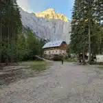 aljazev dom v vratih