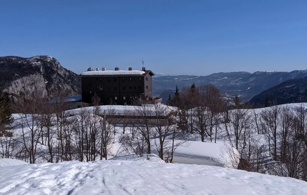 The Komna Hut