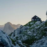 prehodavci hut dawn